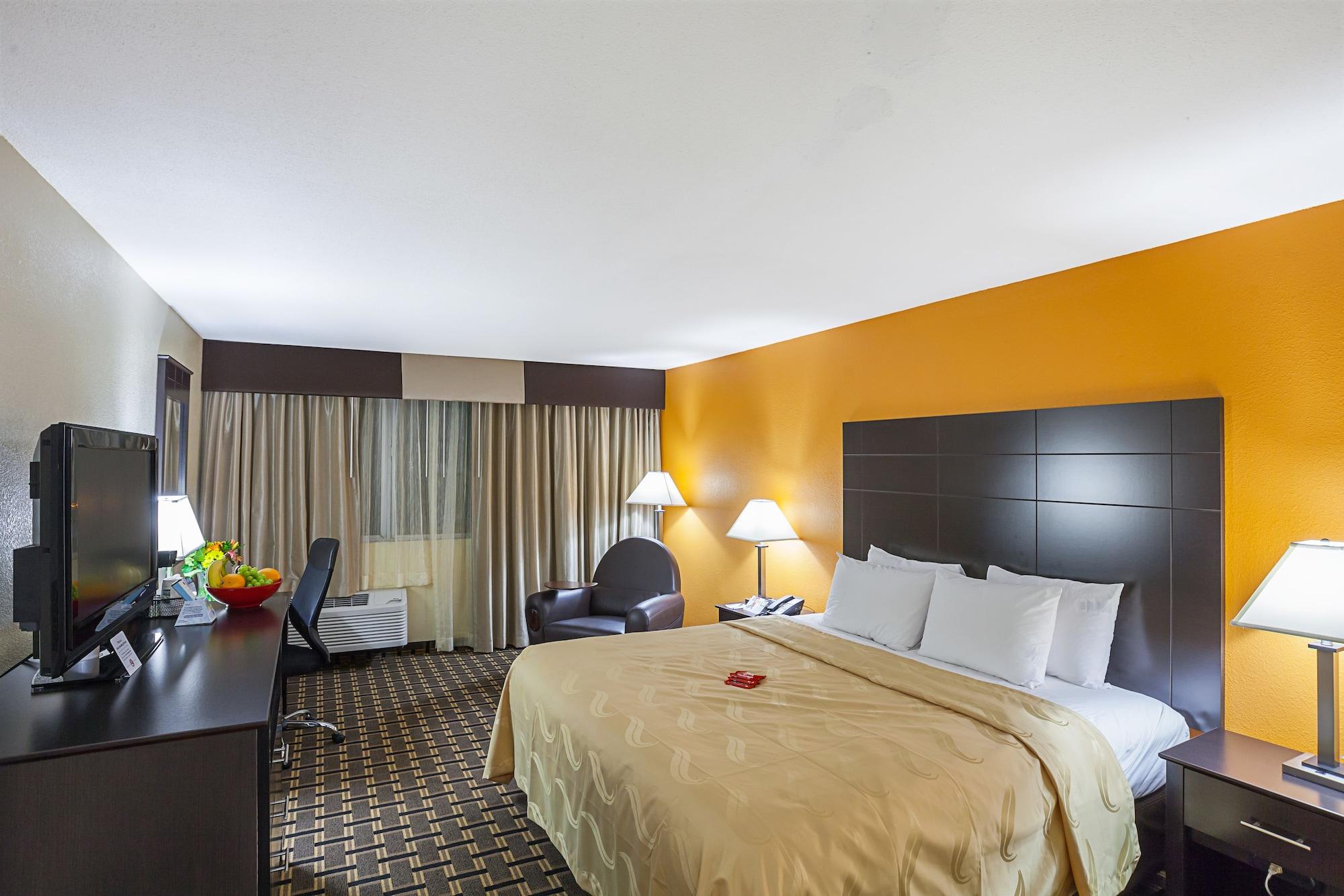 Quality Inn & Suites Cincinnati Esterno foto