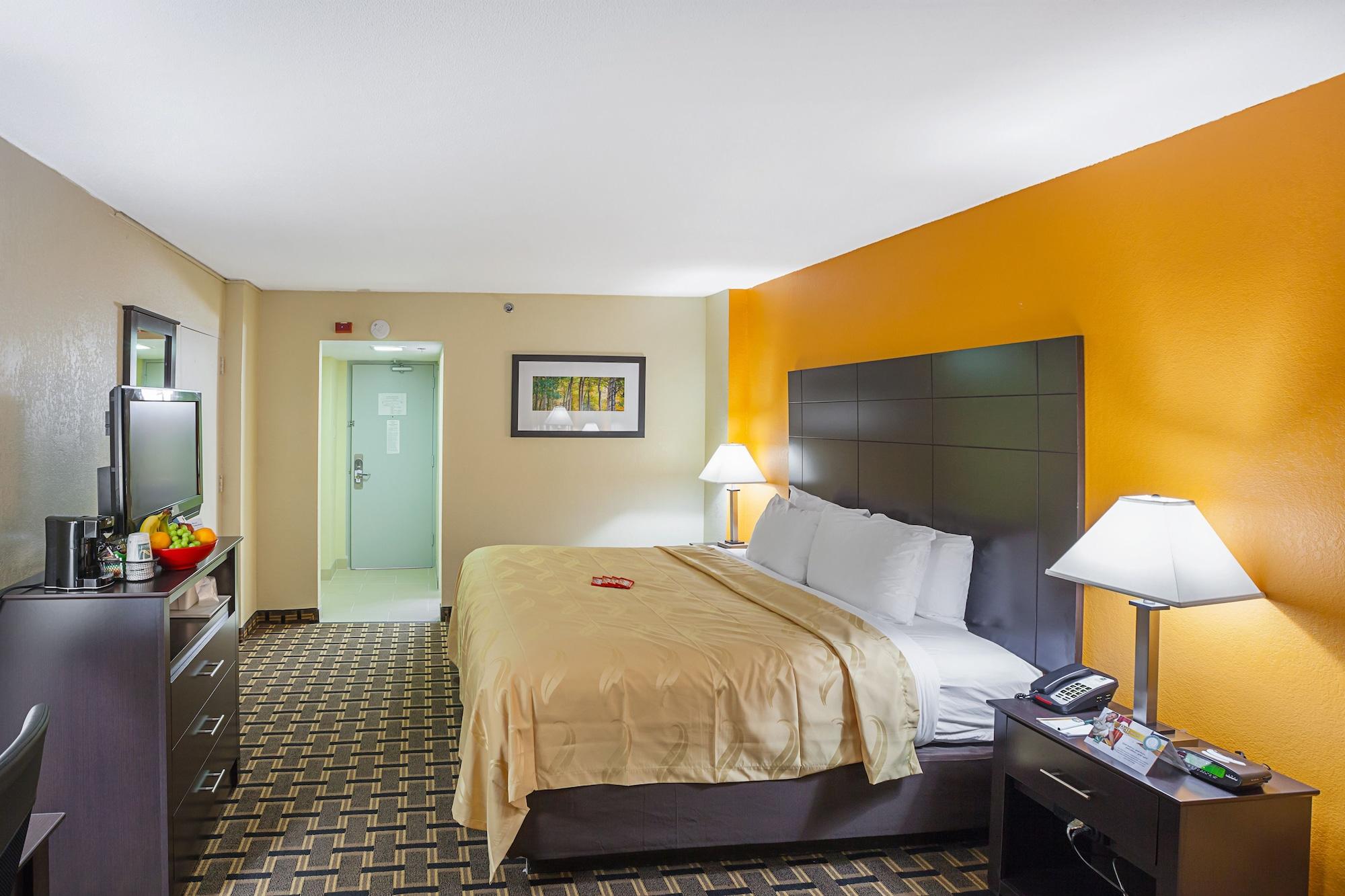 Quality Inn & Suites Cincinnati Esterno foto