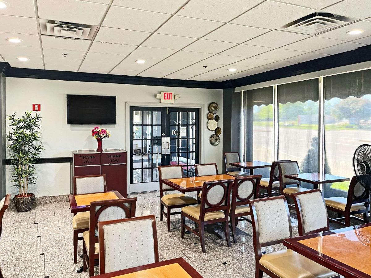 Quality Inn & Suites Cincinnati Esterno foto