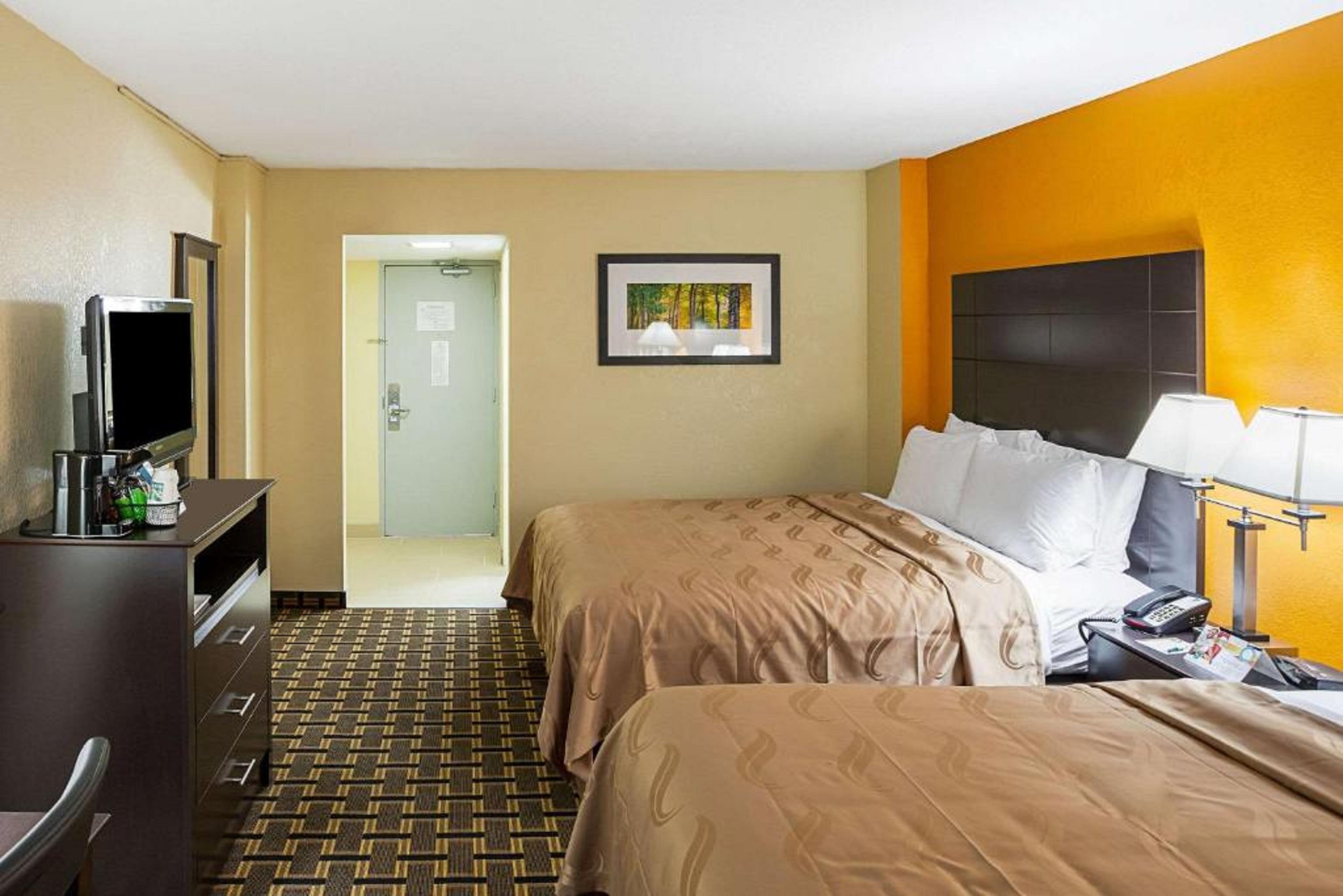 Quality Inn & Suites Cincinnati Esterno foto