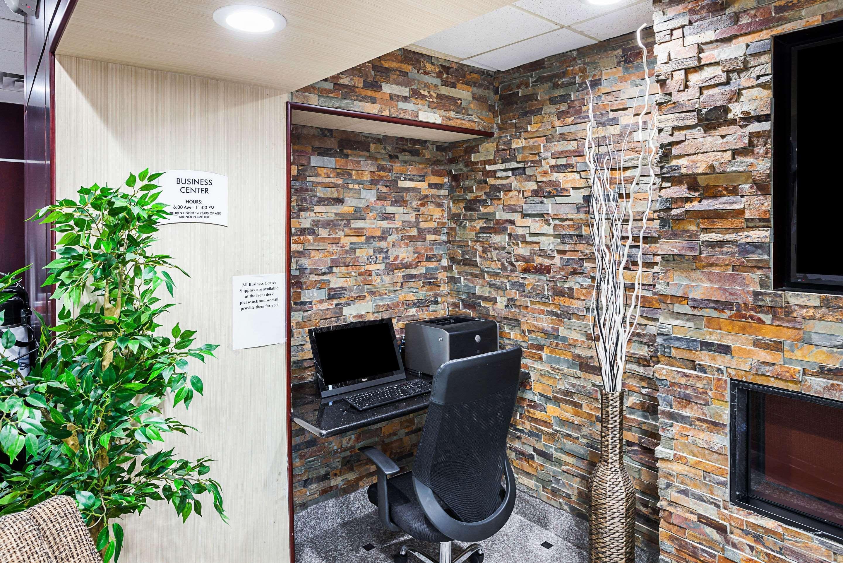 Quality Inn & Suites Cincinnati Esterno foto