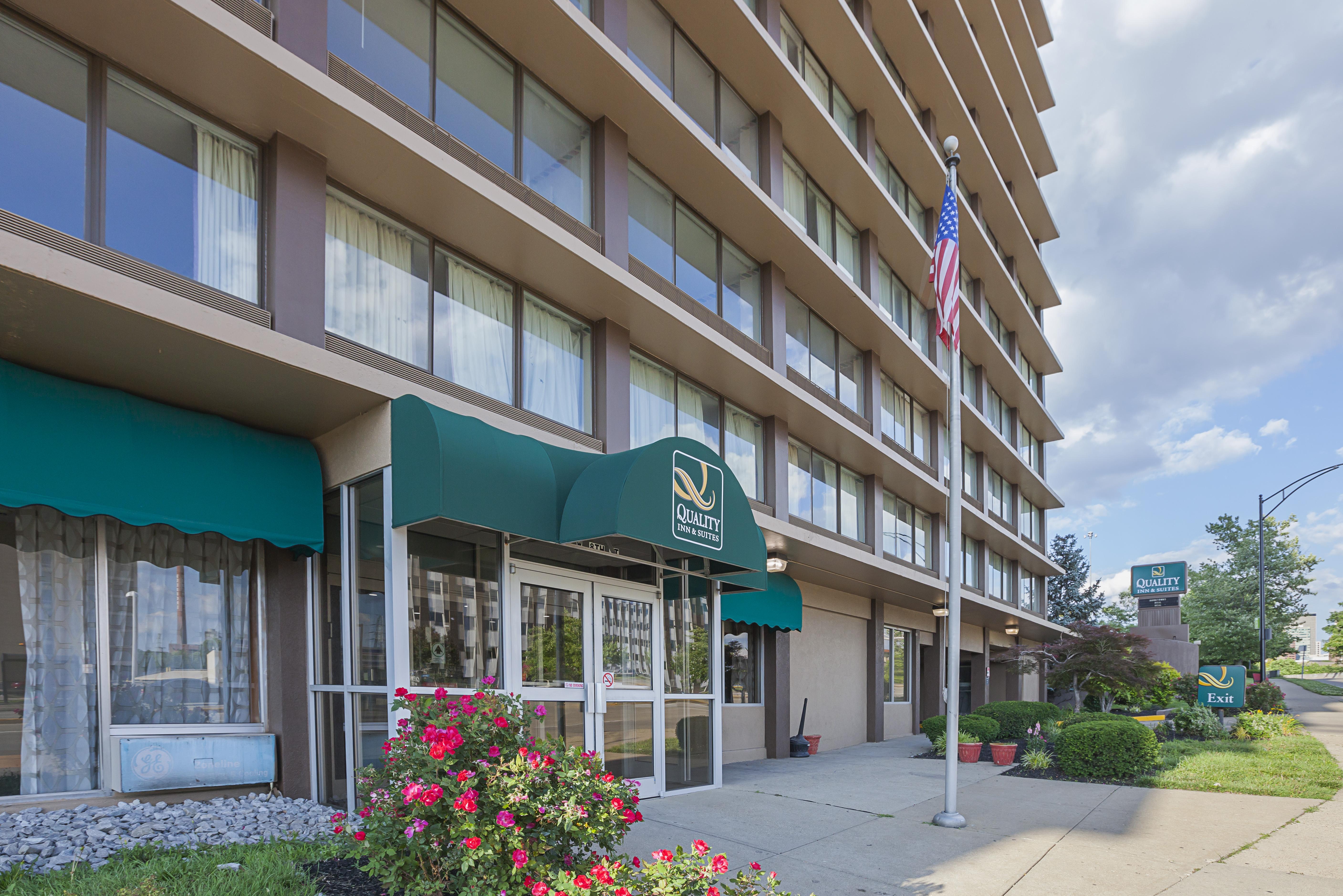 Quality Inn & Suites Cincinnati Esterno foto