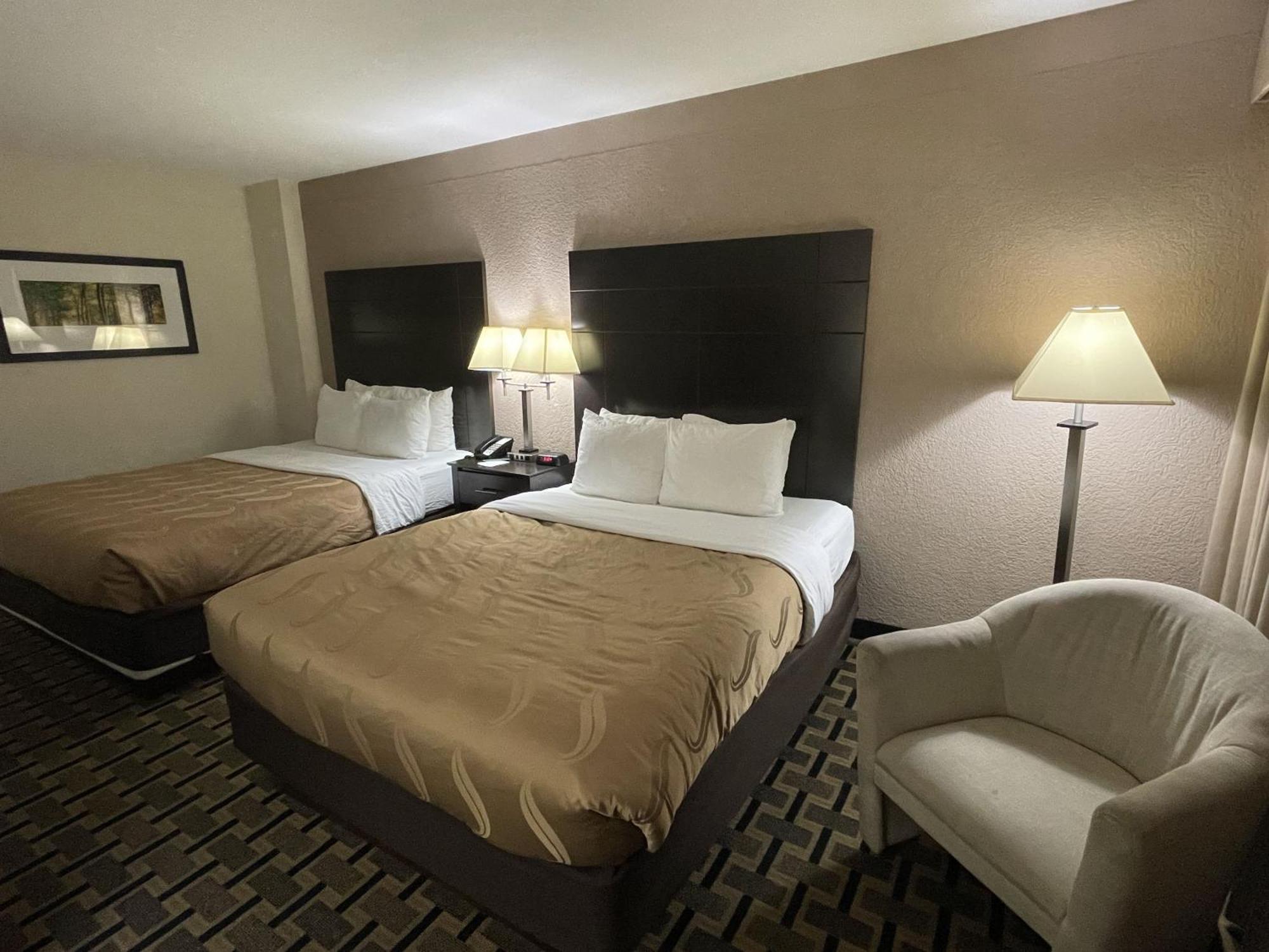 Quality Inn & Suites Cincinnati Esterno foto